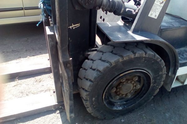 muhamad-sewa-forklift-bali-gallery-800-600-13